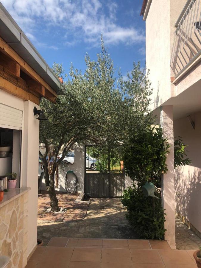 Casa Zorana-Alba Apartments Trogir Kültér fotó