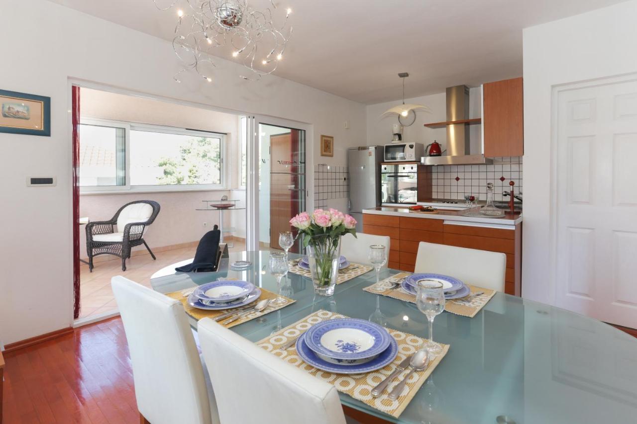 Casa Zorana-Alba Apartments Trogir Kültér fotó
