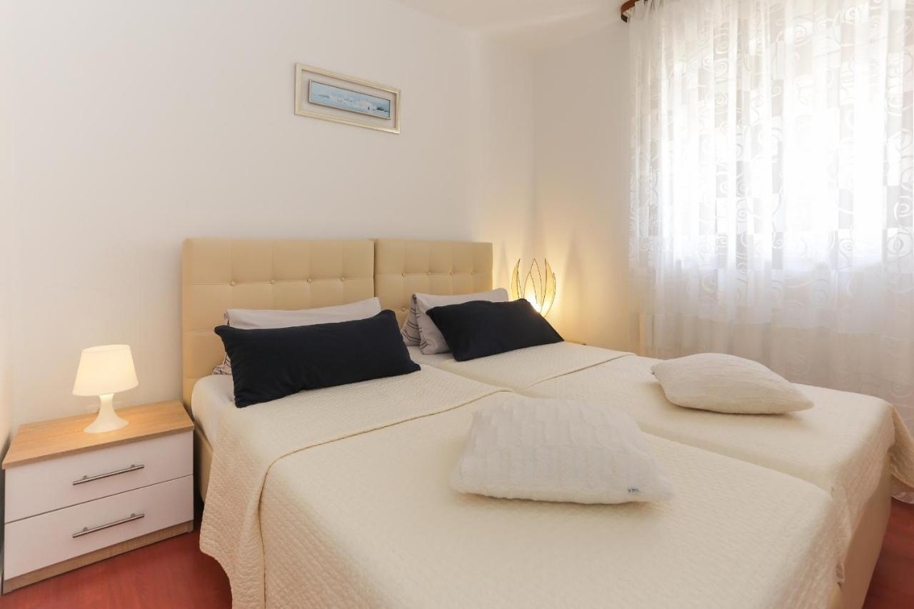 Casa Zorana-Alba Apartments Trogir Kültér fotó